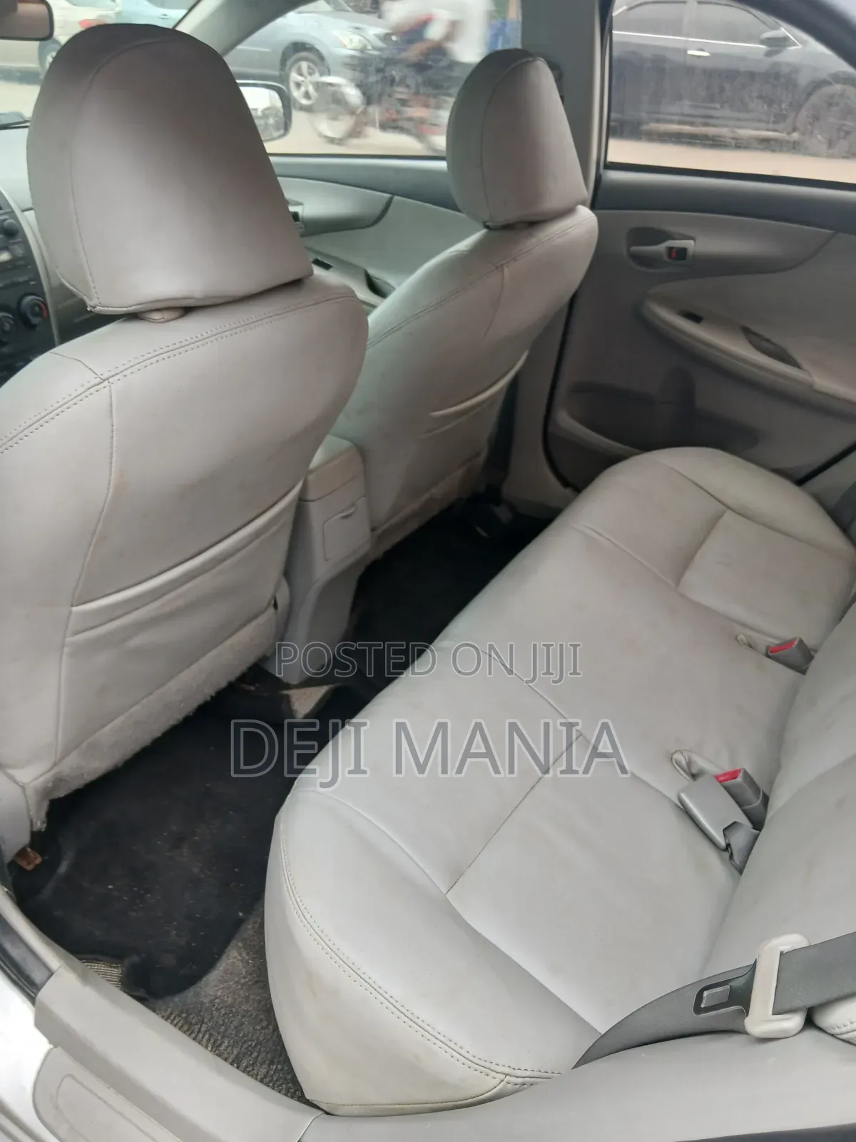 Toyota Corolla 2009 Silver