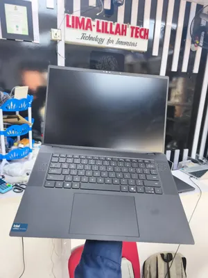 Laptop Dell Precision 5690 64GB Intel Core Ultra 7 SSD 512GB