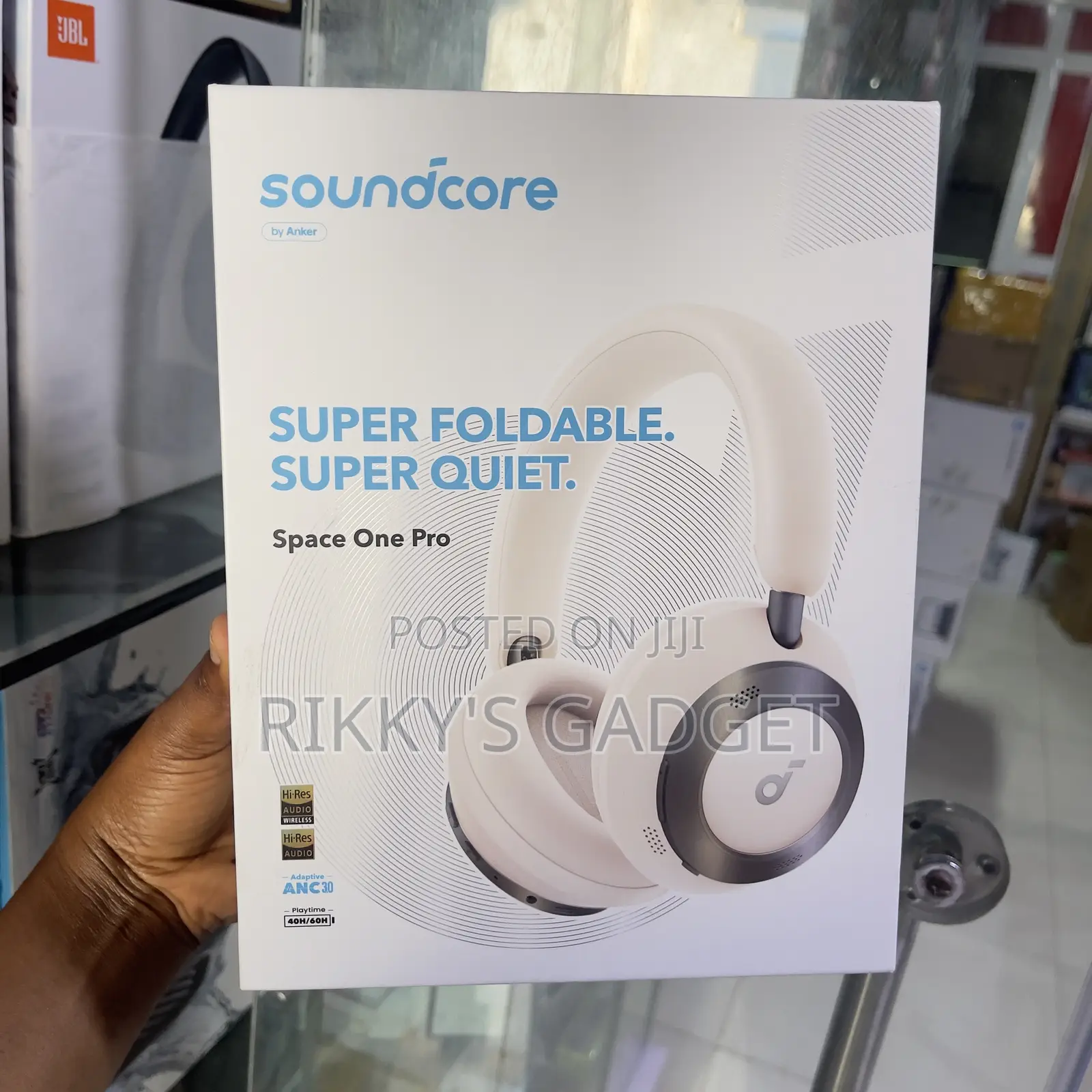Anker Soundcore Space One Pro