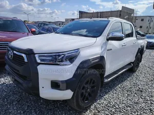 Toyota Hilux 2019 Red