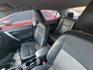 Toyota Corolla Altis 2016 White