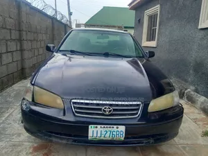 Toyota Camry XLE V6 4dr Sedan (3.0L 6cyl 4A) 2002 Black