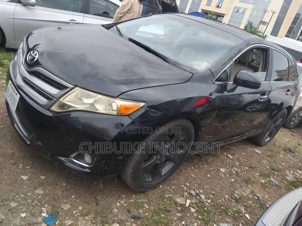 Toyota Venza 2012 Black