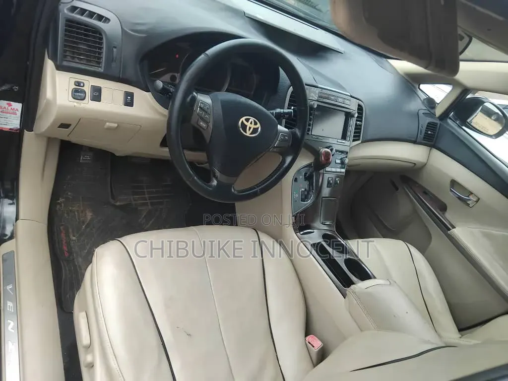 Toyota Venza 2012 Black