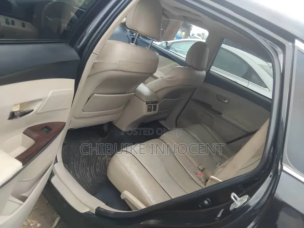 Toyota Venza 2012 Black