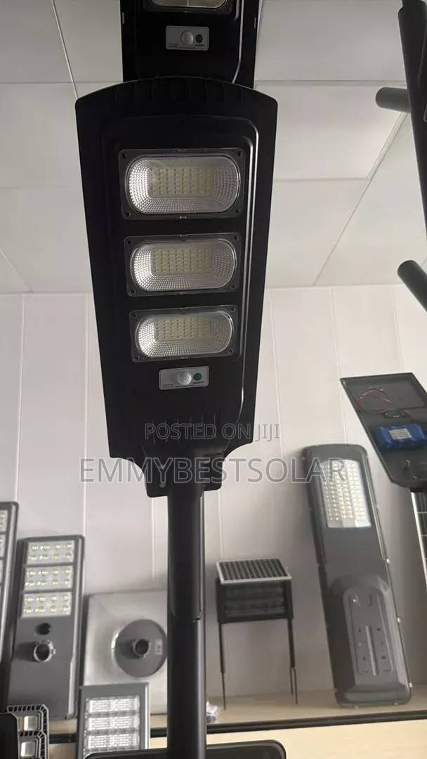 300w 3eyes Solar Street Light