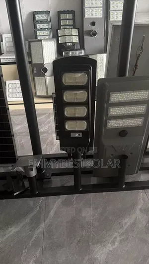 300w 3eyes Solar Street Light