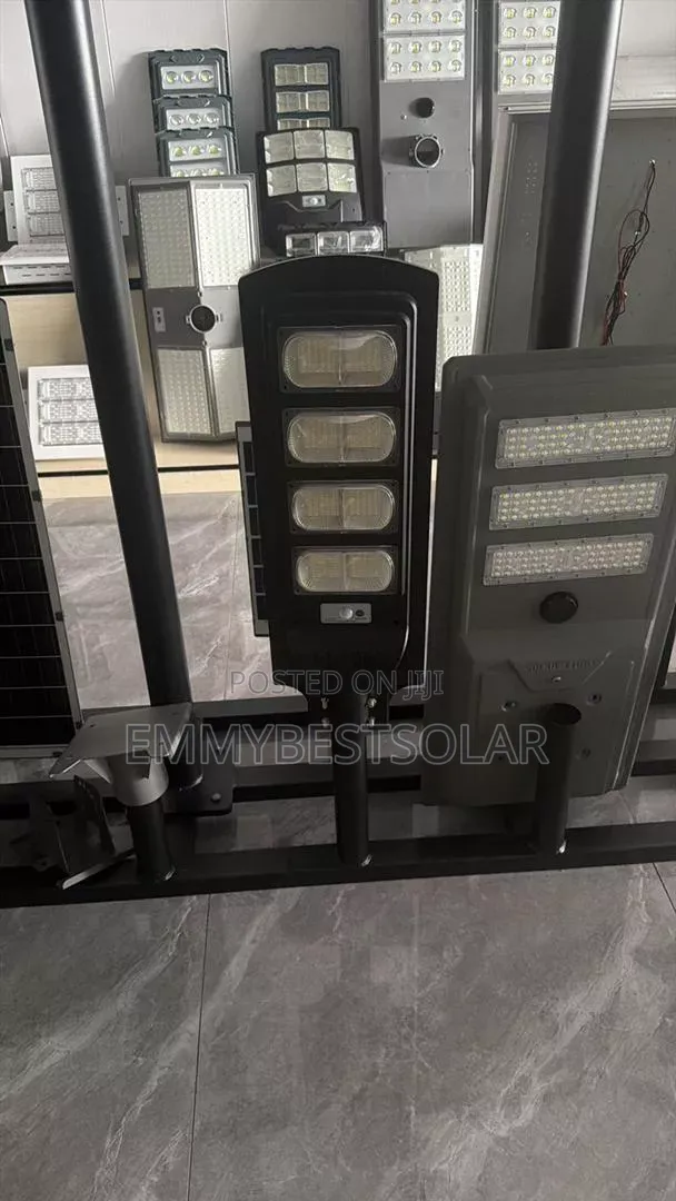 300w 3eyes Solar Street Light