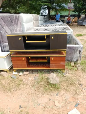 Simple Modern TV Console – Stylish & Affordable