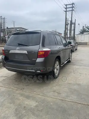 Toyota Highlander 2009 Gray