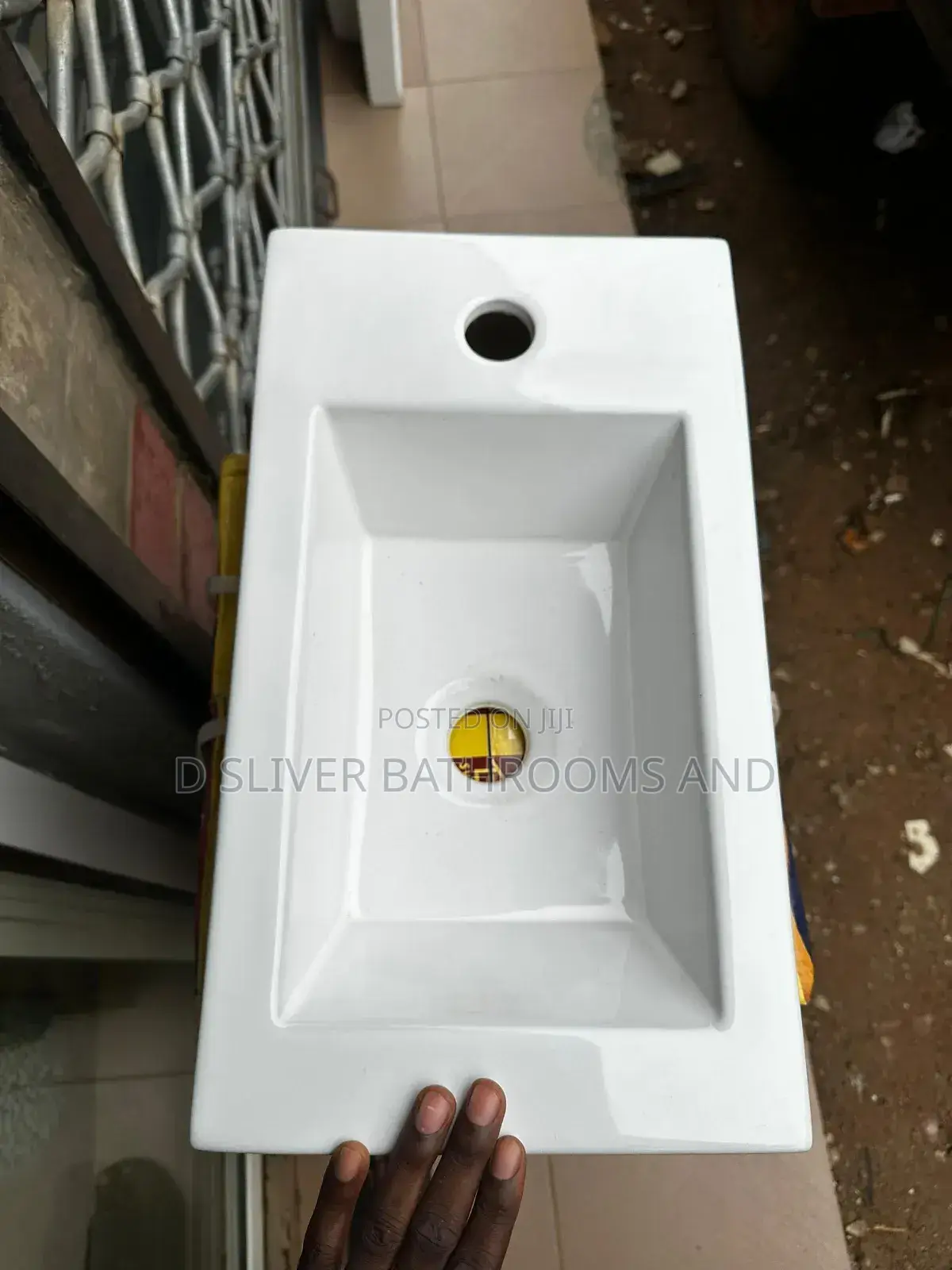 High Quality Hanging Cabinet Wash Hand Basin