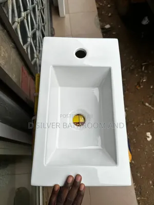 Cabinet Basin