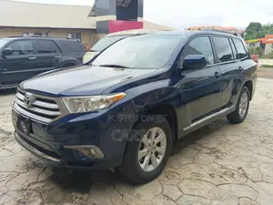 Toyota Highlander 2012 Blue