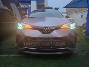 Toyota C-HR 2023 Gray