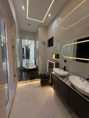 5bdrm Duplex in Captain Court Ajah for sale