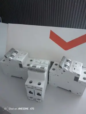 GEYA GYM9-125DC-100 100A Solar Protection Circuit Breaker