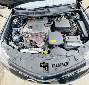 Toyota Camry SE 4dr Sedan (2.5L 4cyl 6A) 2013 Blue