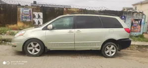 Toyota Sienna 2007 Green