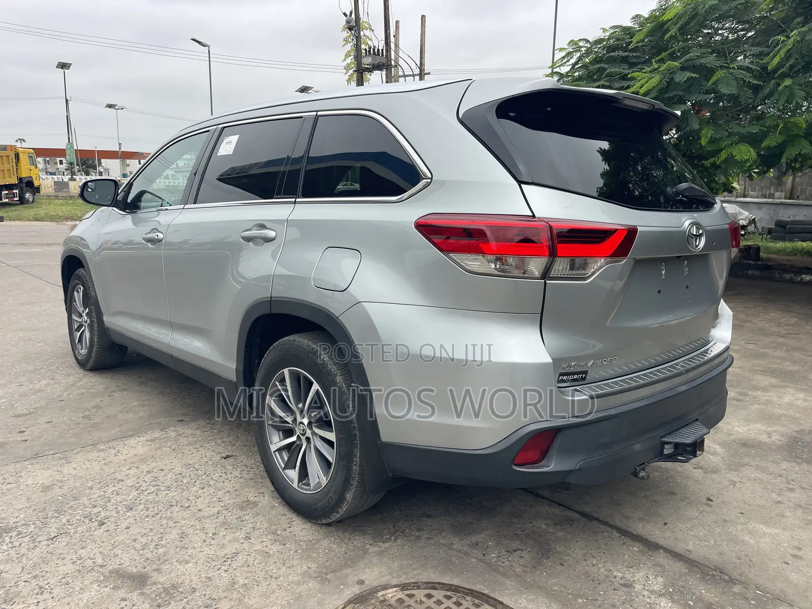 Toyota Highlander 2019 Silver