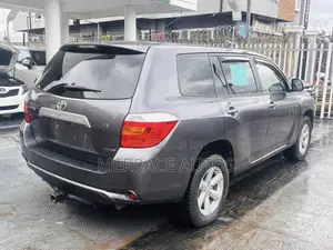 Toyota Highlander V6 2009 Gray