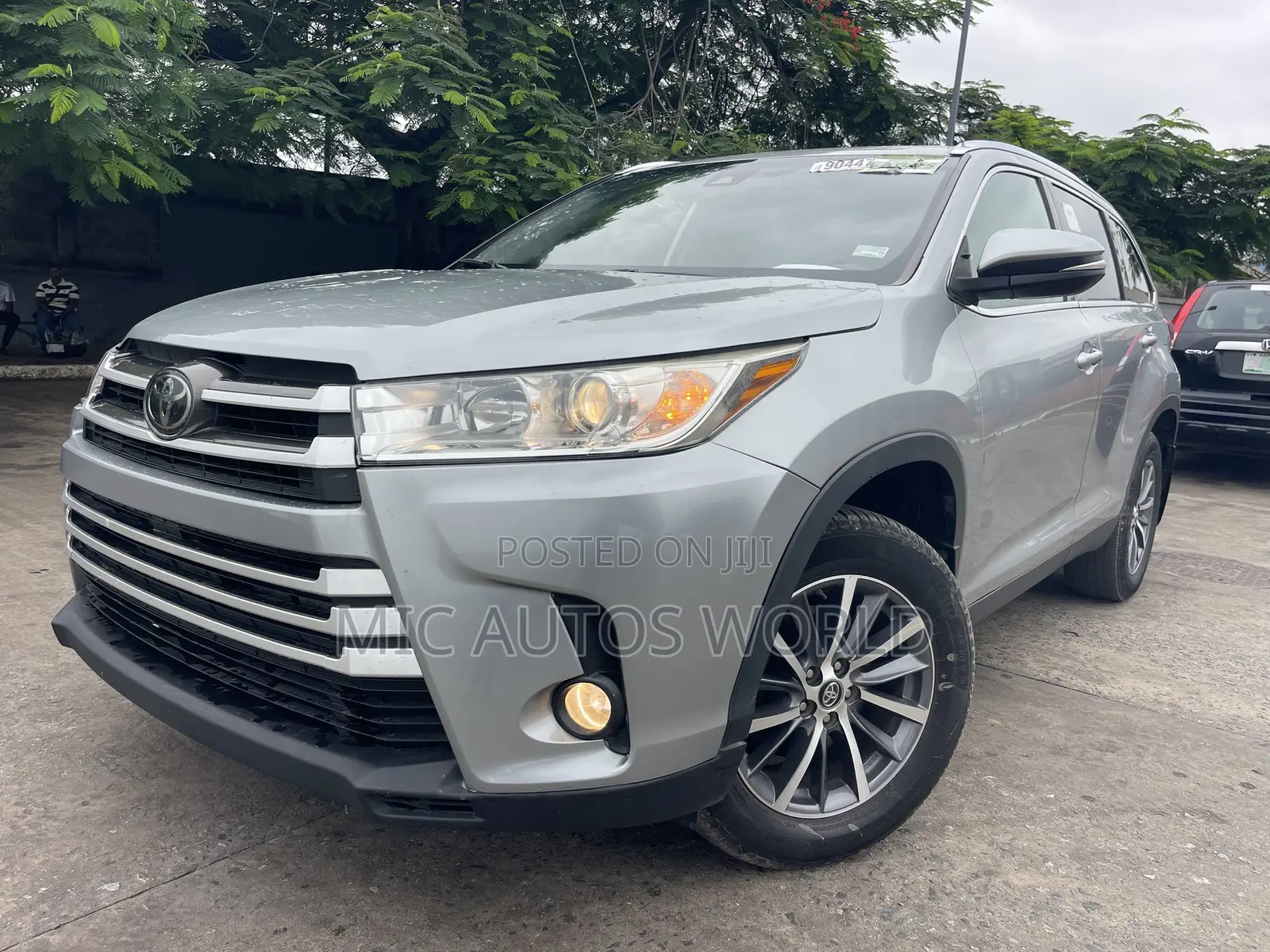 Toyota Highlander 2019 Silver