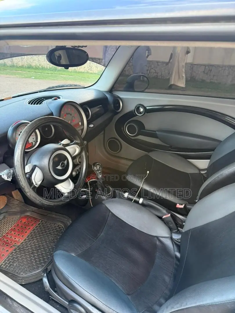 Mini Cooper 2007 Silver