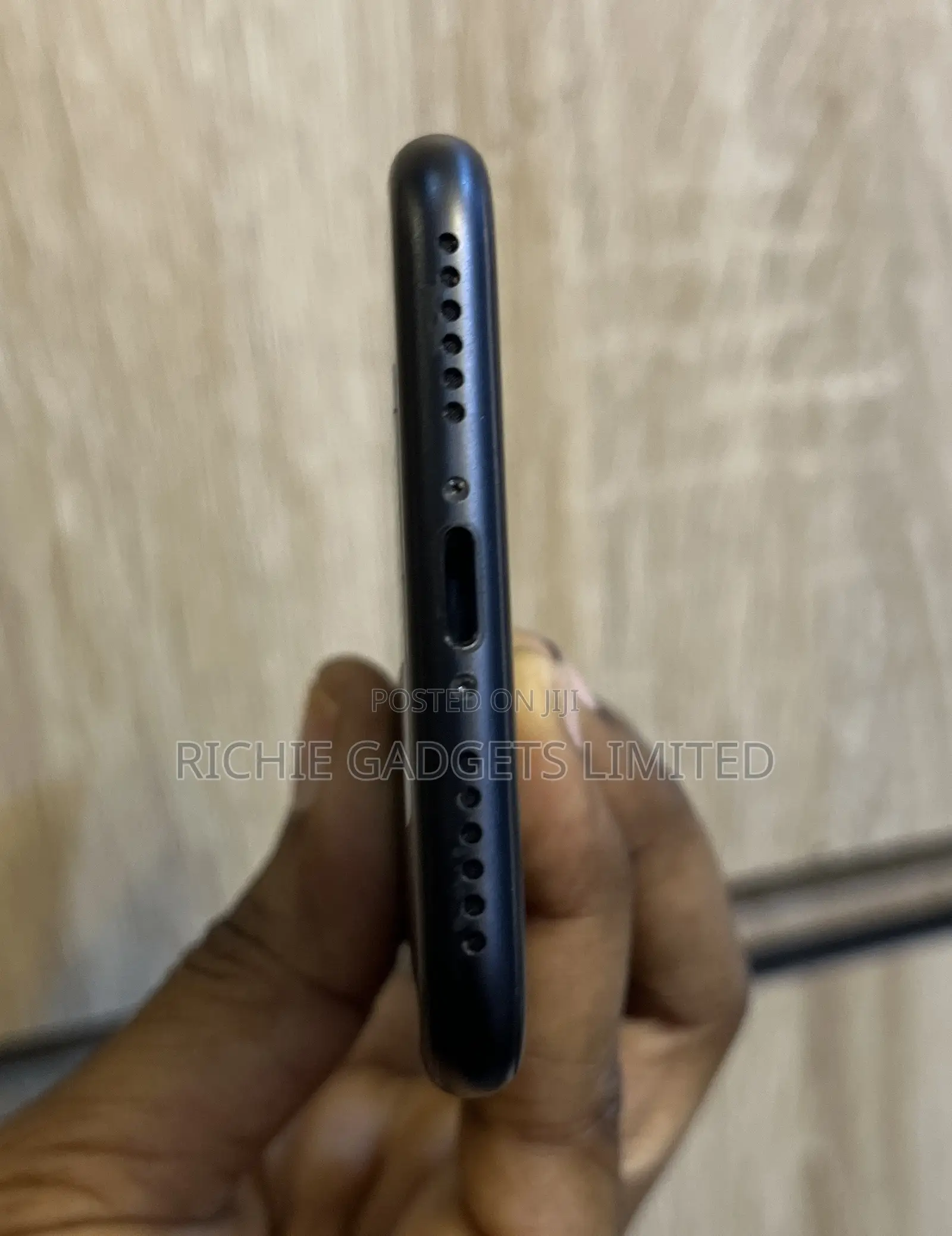 Apple iPhone 7 32 GB Black