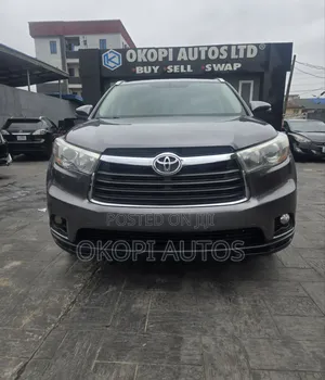Toyota Highlander XLE 4dr SUV (3.5L 6cyl 6A) 2015 Gray