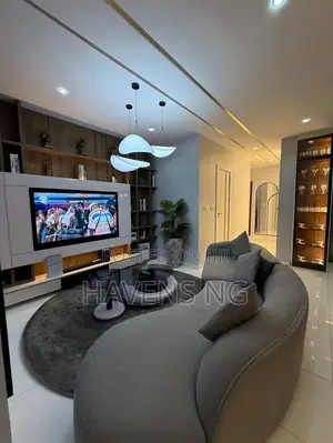 Luxury 2-Bedroom Apartment