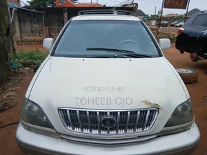 Lexus RX 2002 White