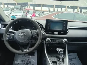 Toyota RAV4 2019 Green