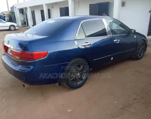 Honda Accord 2005 Blue
