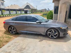 Honda Accord Sport 2.0T 2018 Black