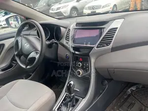 Hyundai Elantra 2013 Red