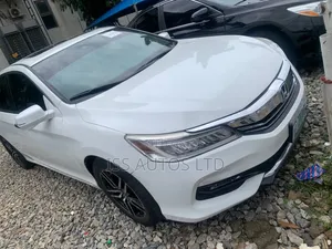 Honda Accord EX-L 4dr Sedan (2.4L 4cyl CVT) 2015 White
