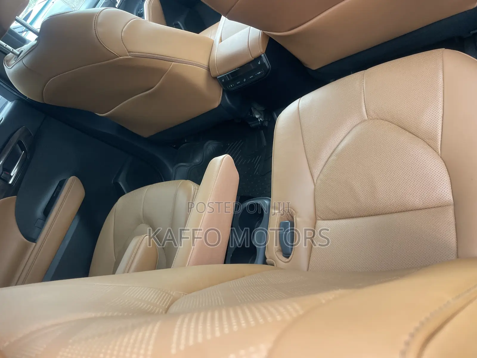 Toyota Highlander Platinum AWD 2024 Blue