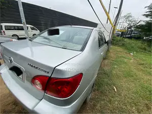 Toyota Corolla LE 2005 Silver