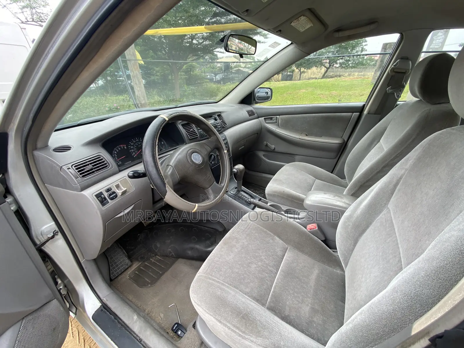 Toyota Corolla LE 2005 Silver