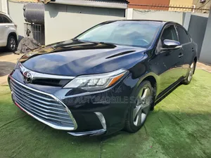 Toyota Avalon Limited FWD Sedan (3.6L 6cyl 6A) 2016 Black