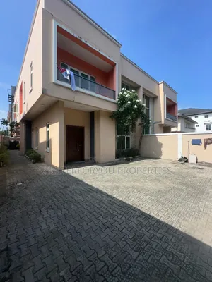 4bdrm Duplex in Lekki Phase 1 for rent