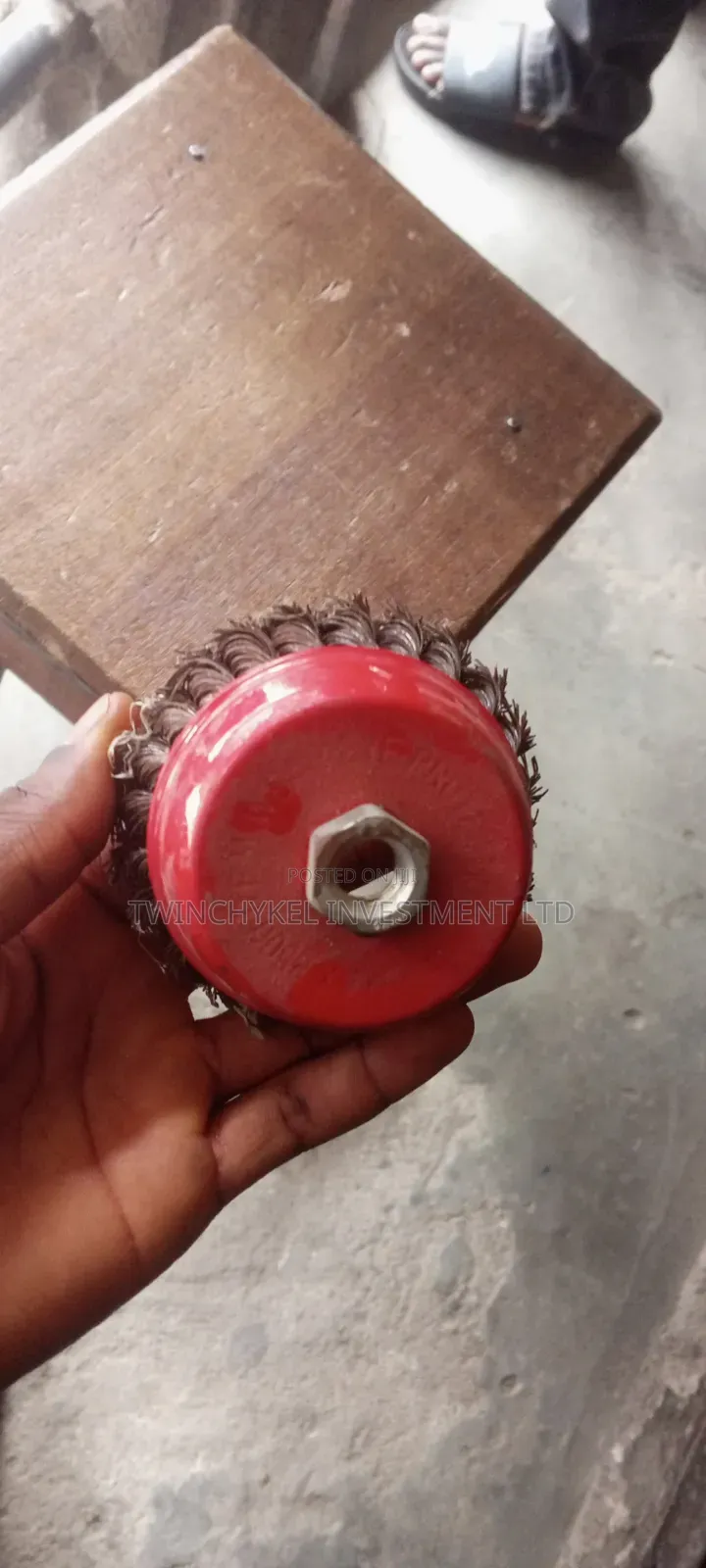 4.5" Power Brush