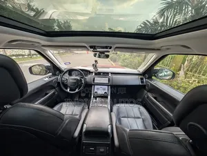 Land Rover Range Rover Sport HSE 2018 Red