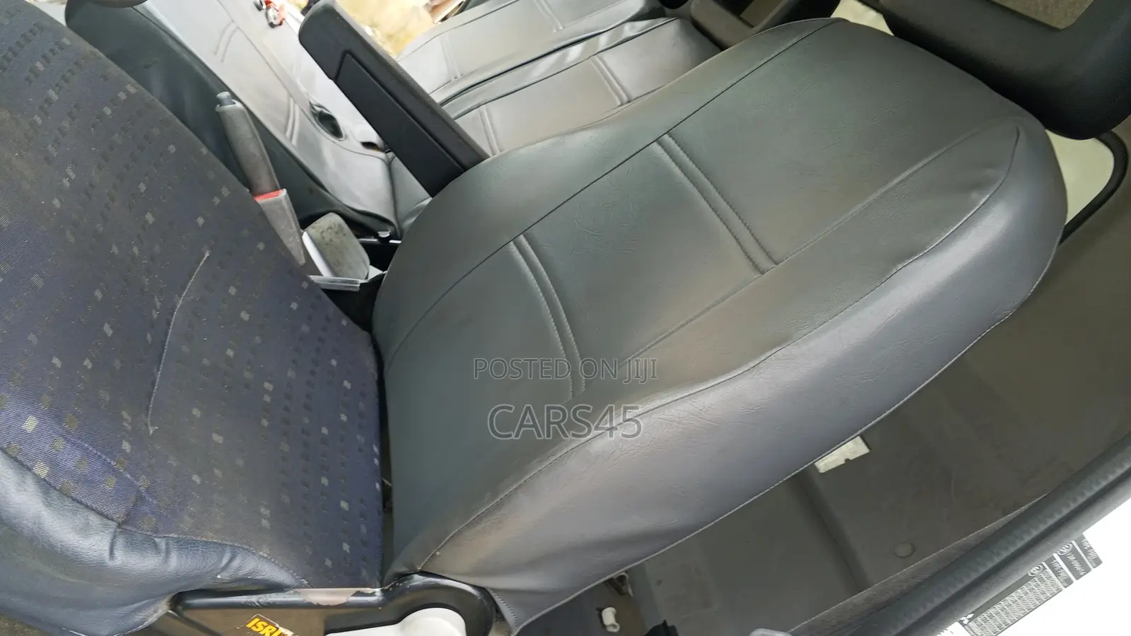 Mitsubishi Canter 2004 White