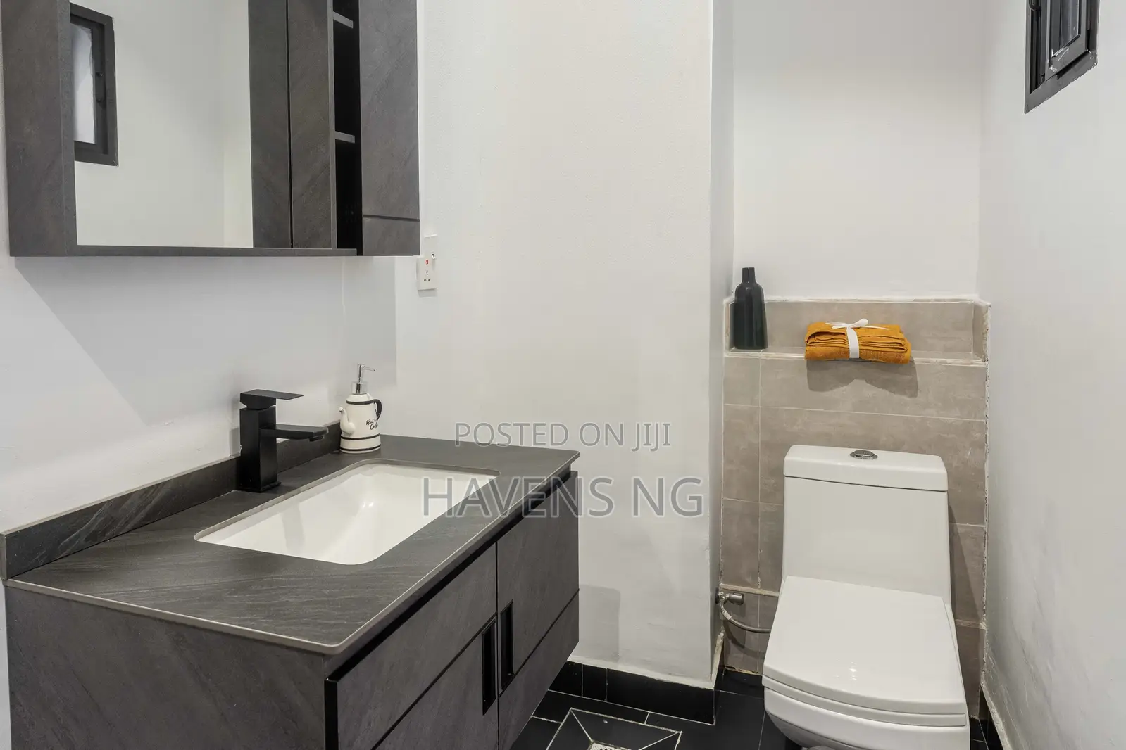 Cozy 2-Bedroom Apartment – Lekki Phase 1