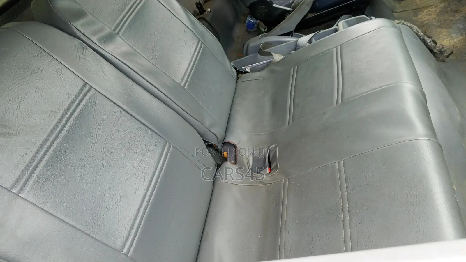 Mitsubishi Canter 2004 White