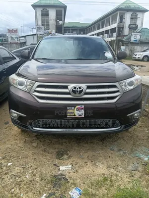 Toyota Highlander 2013 Red