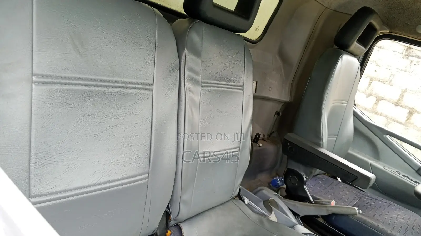 Mitsubishi Canter 2004 White