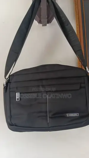 Black Side/Crossbody Bag