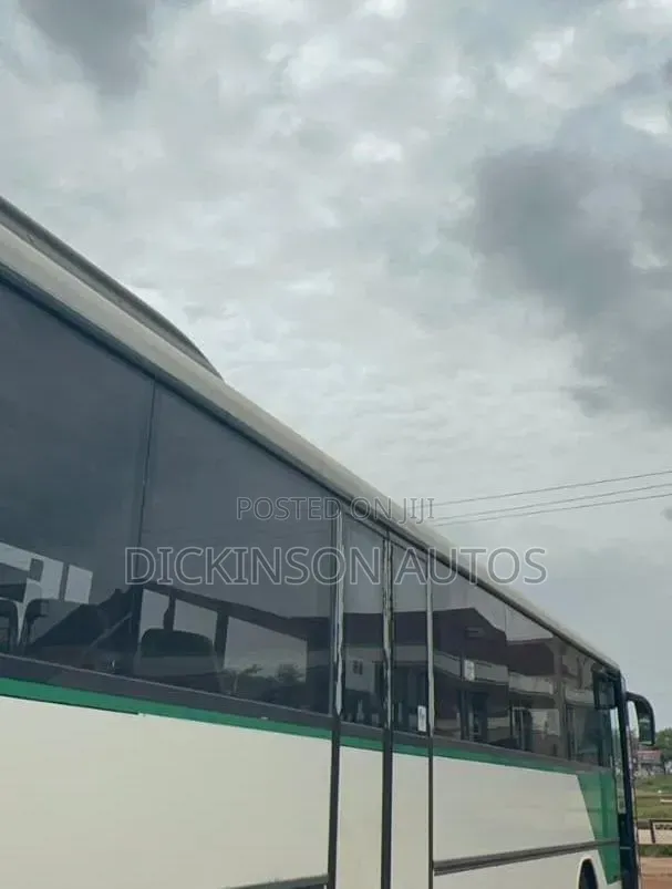 Bus 2017 Green