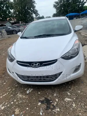 Hyundai Elantra 2014 White